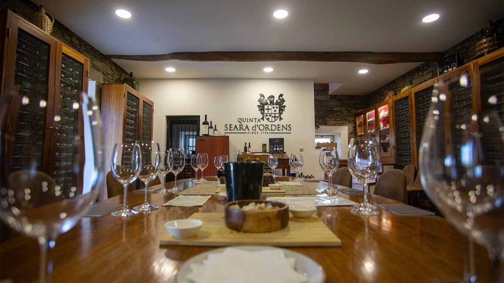 enoturismo-quinta-seara-ordens-visita-douro-vinho